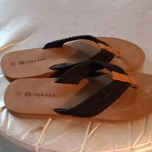 Raya Sun Black and Tan Women's Sandals